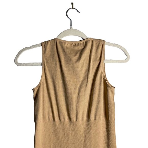 Marilyn Monroe Women's Tan Seamless Shaping Slip - Picture 4 of 6